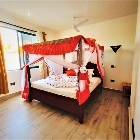 V-Szameitat Homes, Kongo River Diani Beach Eksteriør bilde