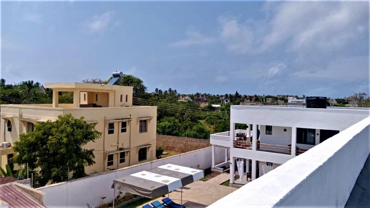 V-Szameitat Homes, Kongo River Diani Beach Eksteriør bilde